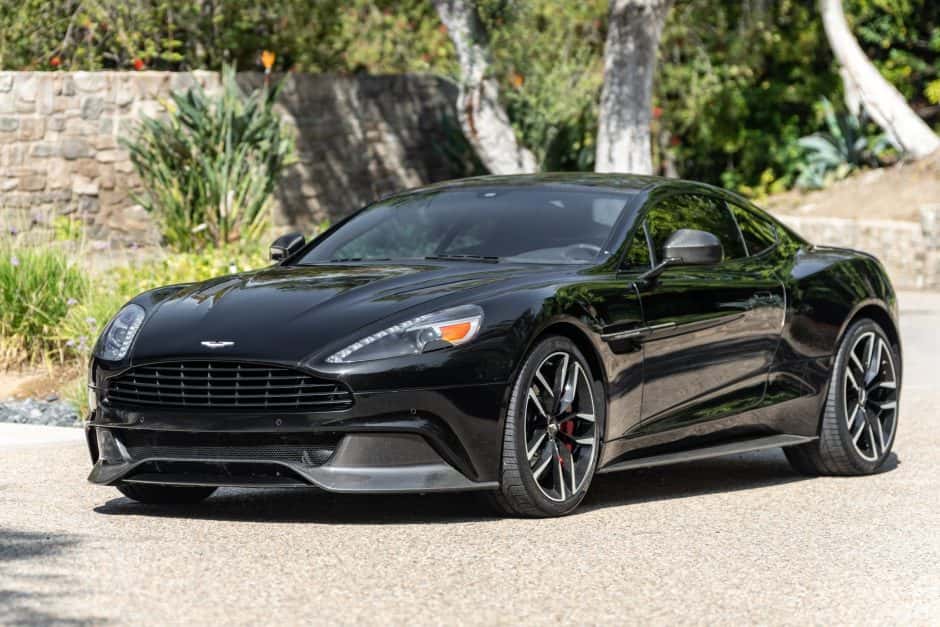 2016 Aston Martin Vanquish sold for $140,500