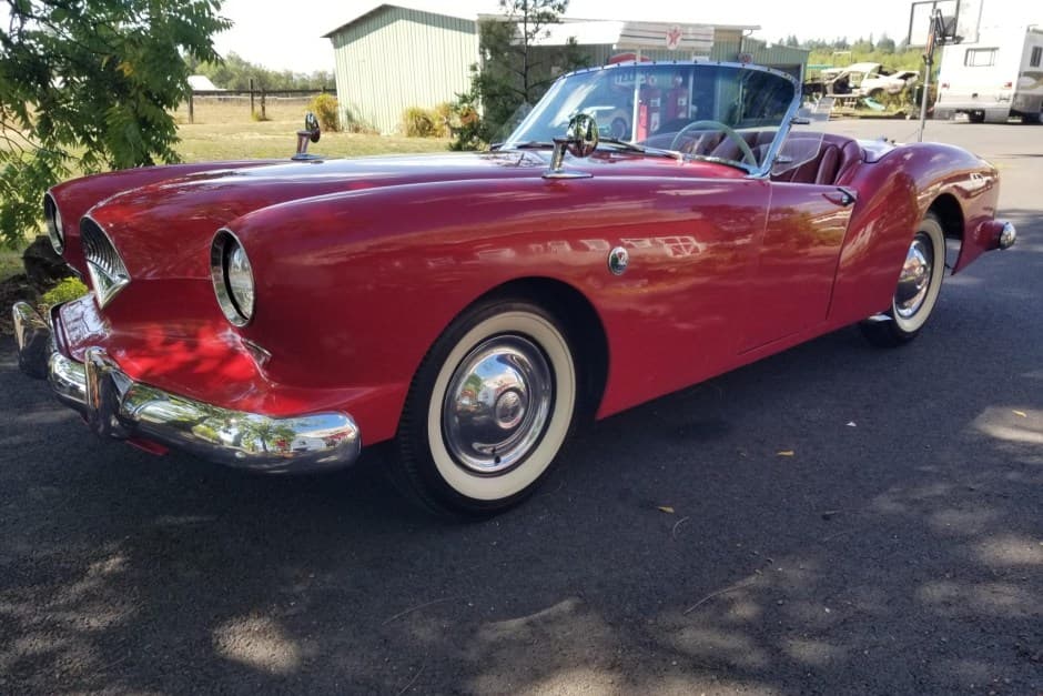 1954 Kaiser Darrin sold for $60,000