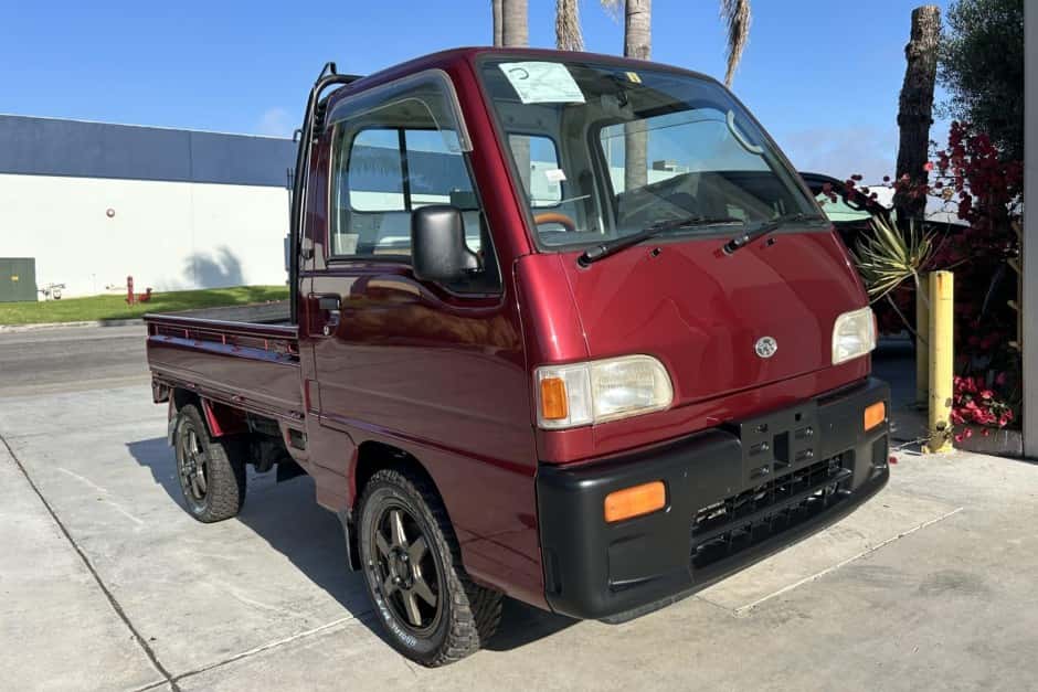 1998 Subaru Sambar sold for $7,070