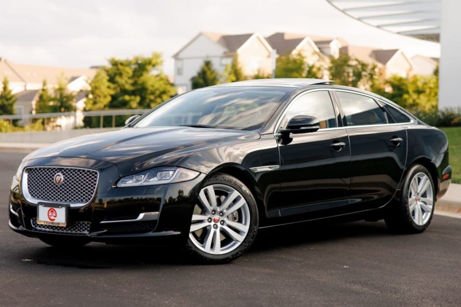 2016 Jaguar X351 XJ (2010-2019) sold for $25,500