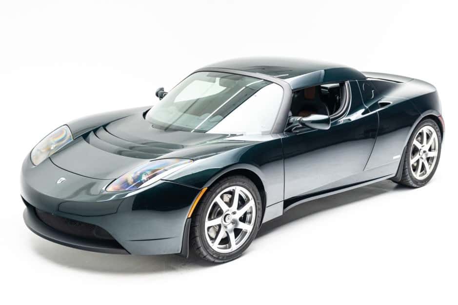 2008 Tesla Roadster sold for $220,420