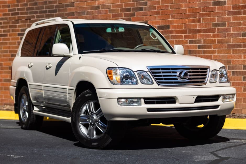 2007 Lexus LX470 sold for $25,001
