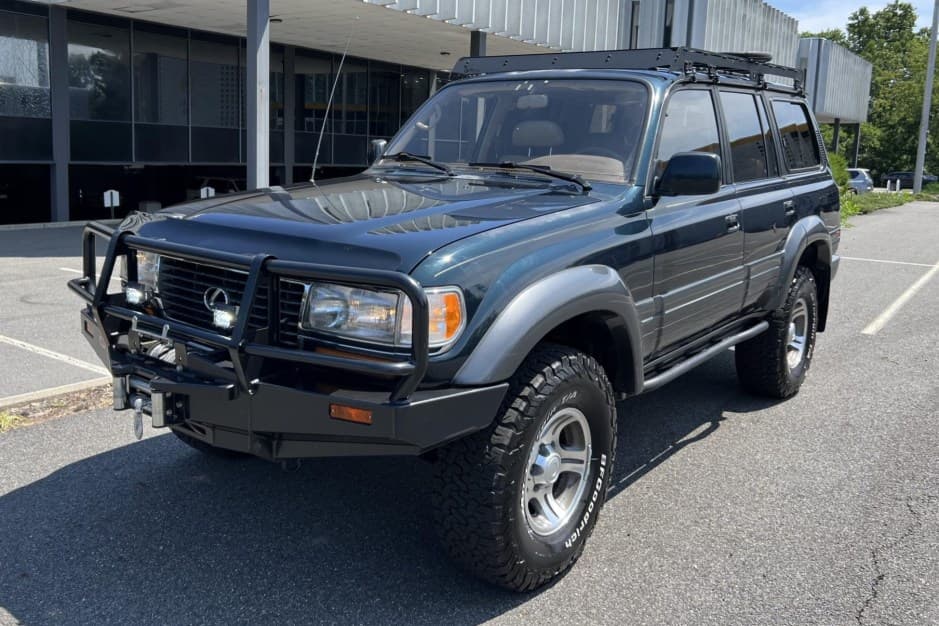 1997 Lexus LX450 sold for $8,100