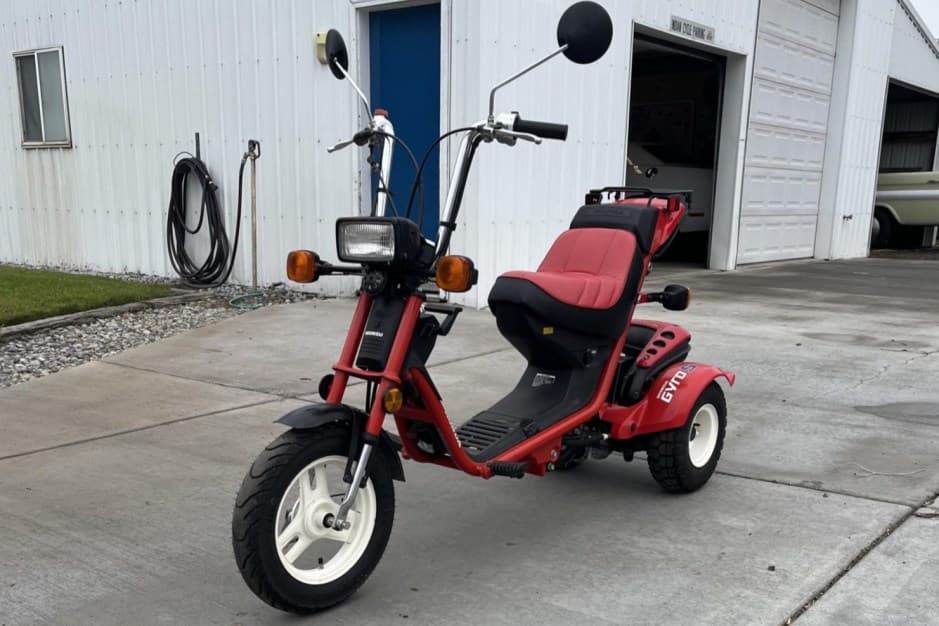 1986 Honda Step-Through Scooter sold for $4,100