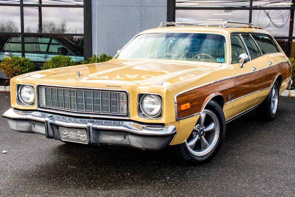 1976 Plymouth Fury sold for $14,500