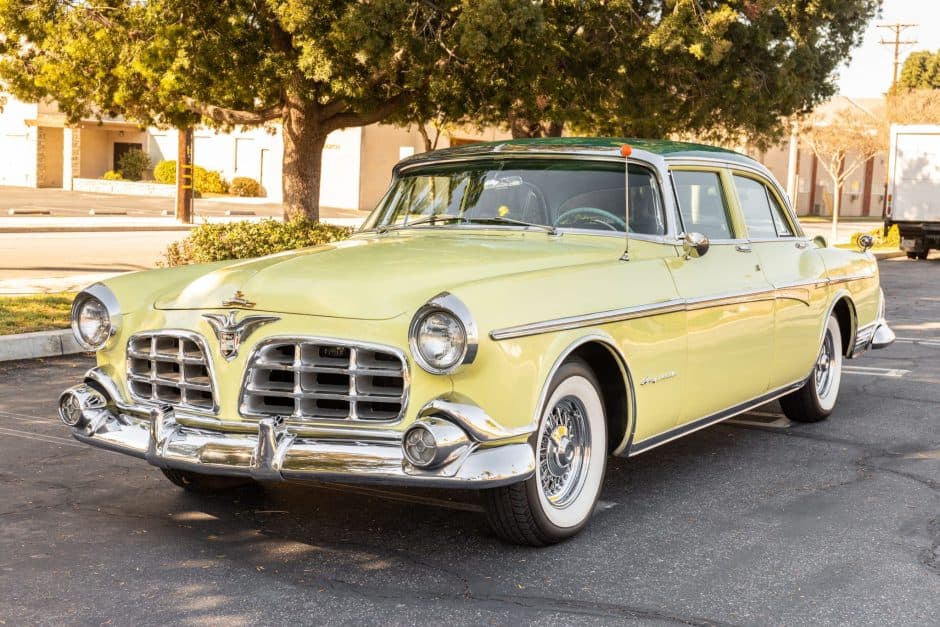 1955 Chrysler Imperial sold for $35,500