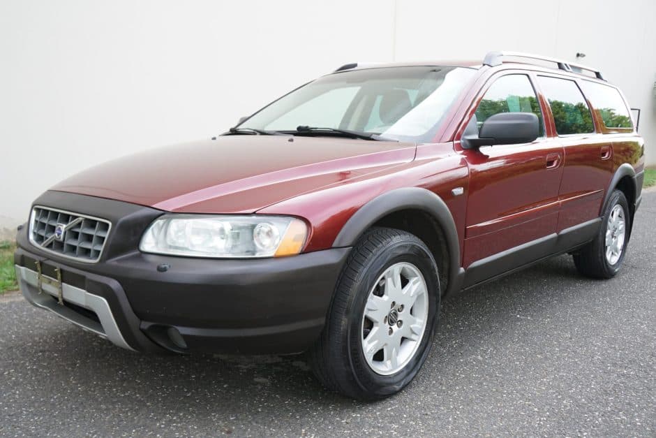 2006 Volvo XC70 sold for $8,500