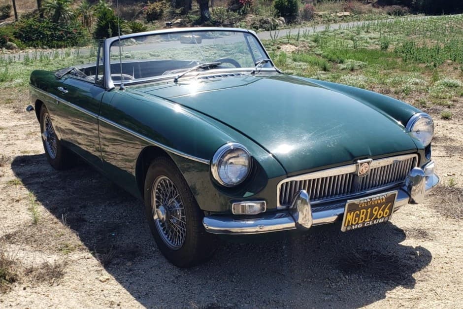 1966 MG MGB sold for $15,000