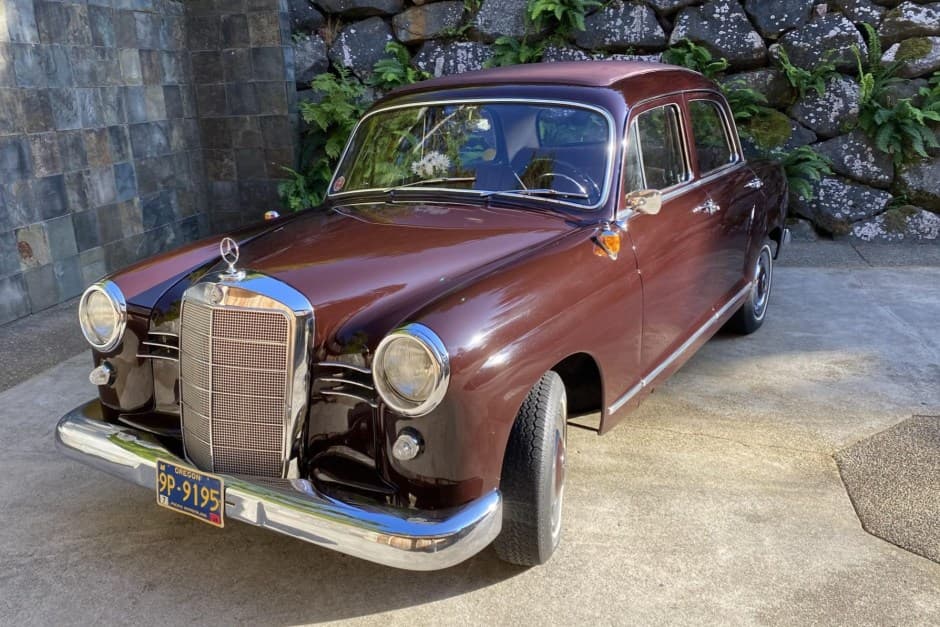 1959 Mercedes-Benz Ponton sold for $13,050