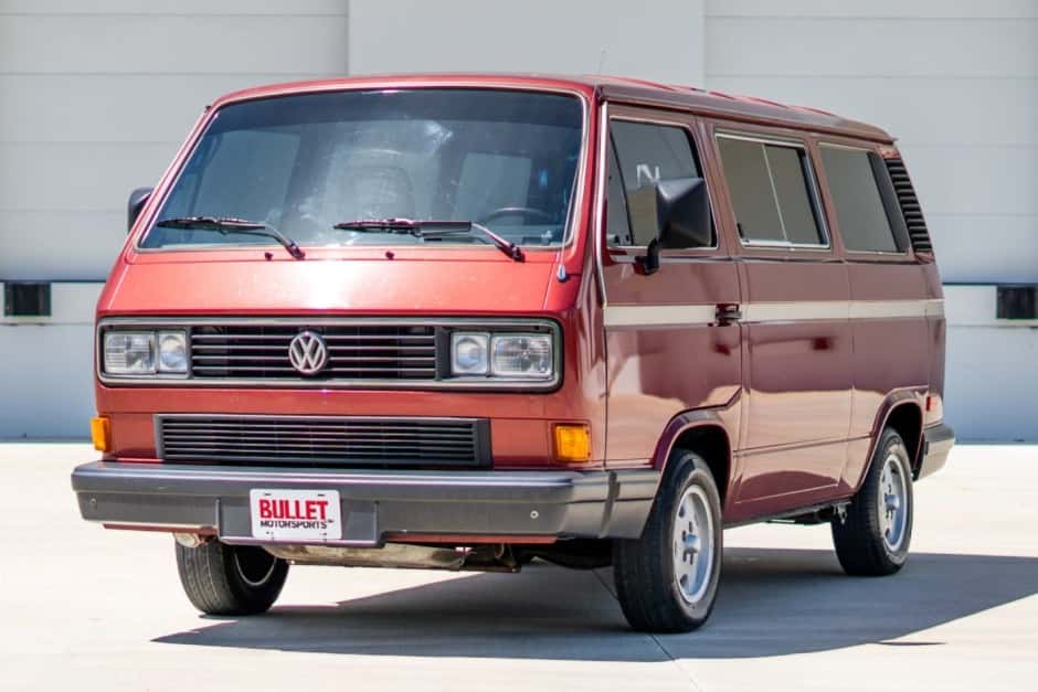 1988 Volkswagen Vanagon sold for $15,250
