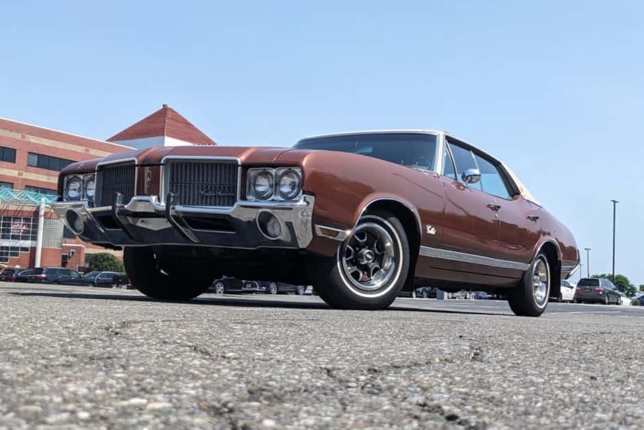 1971 Oldsmobile Cutlass sold for $7,150