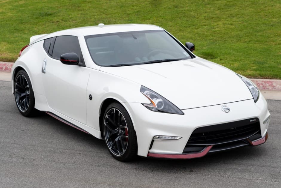 2016 Nissan 370Z sold for $40,750
