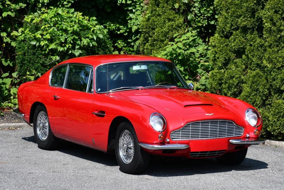 1965 Aston Martin DB6 sold for $175,000