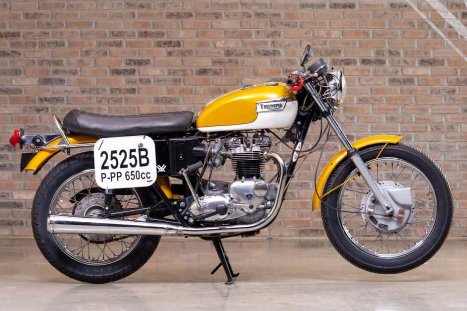 1971 Triumph Bonneville T120 sold for $16,000