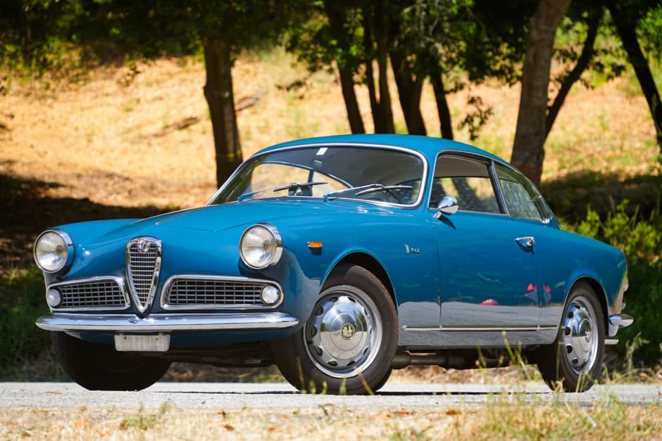 1963 Alfa Romeo 750/101 Series Giulietta & Giulia sold for $45,000