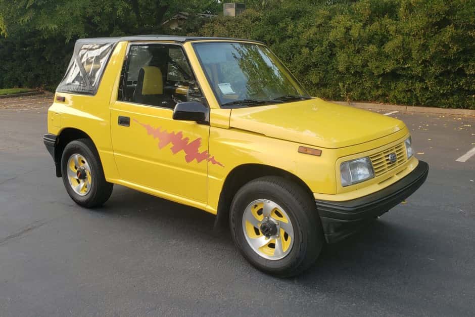 1993 Geo Tracker/Suzuki Sidekick sold for $11,250
