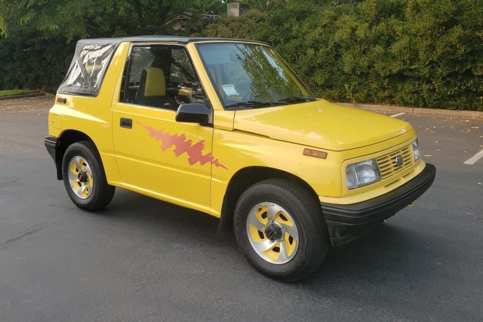 1993 Geo Tracker/Suzuki Sidekick sold for $11,250