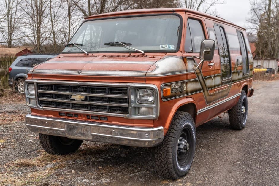 1979 Chevrolet G-Series Van sold for $5,379