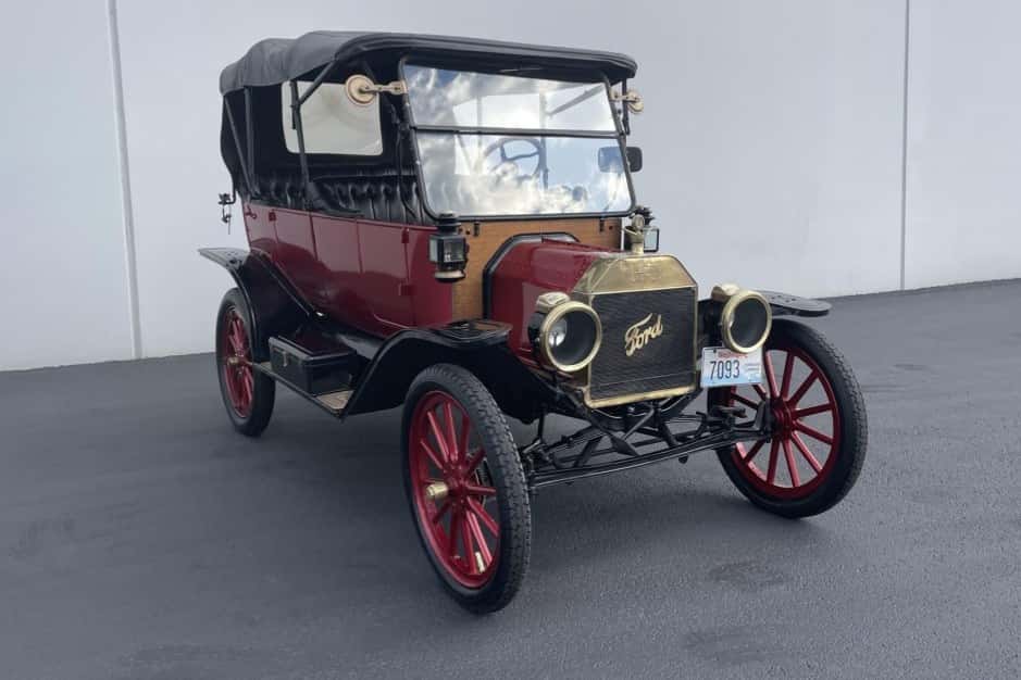 1914 Ford sold for $14,250