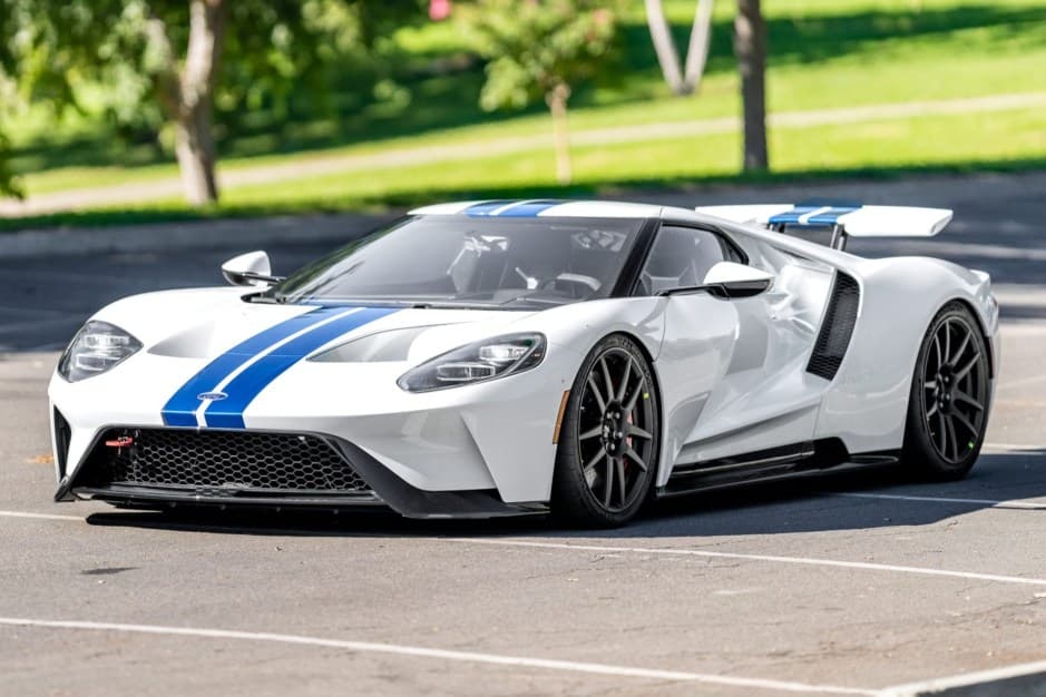 2017 Ford GT 2nd Generation sold for $805,000