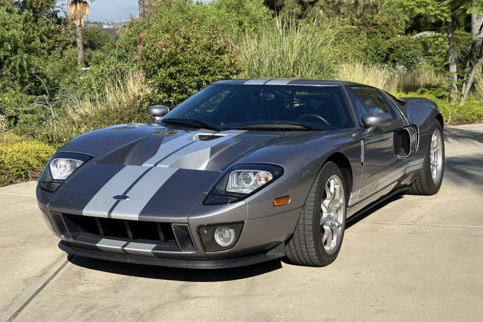 2006 Ford GT 1st Generation sold for $421,000