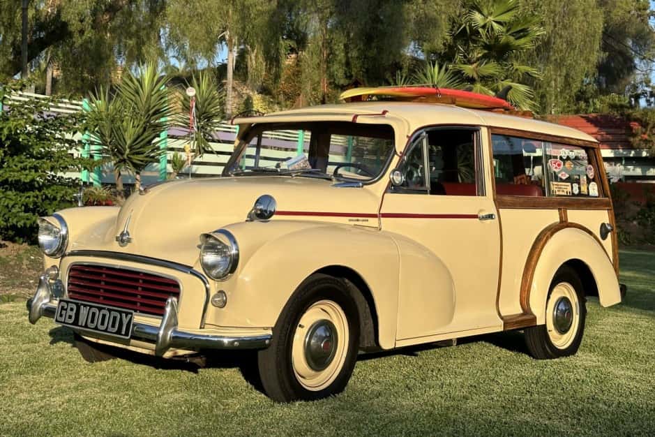 1961 Morris Minor sold for $9,600