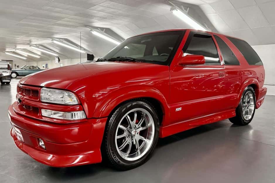 2001 Chevrolet Blazer 1995-2004 sold for $25,500