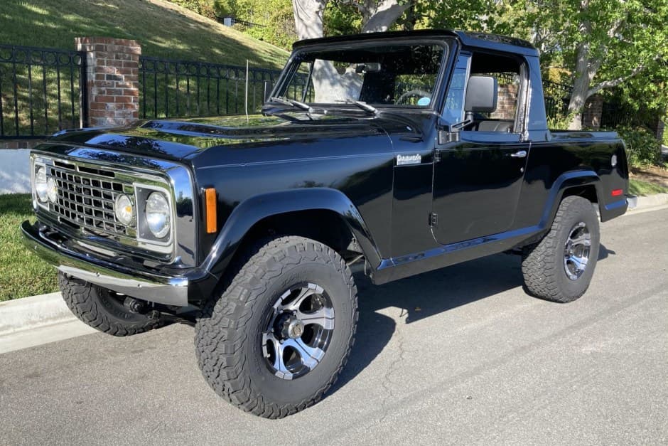 1973 Jeep Jeepster Commando sold for $26,750
