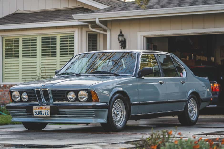 1986 BMW E23 7-Series sold for $18,750