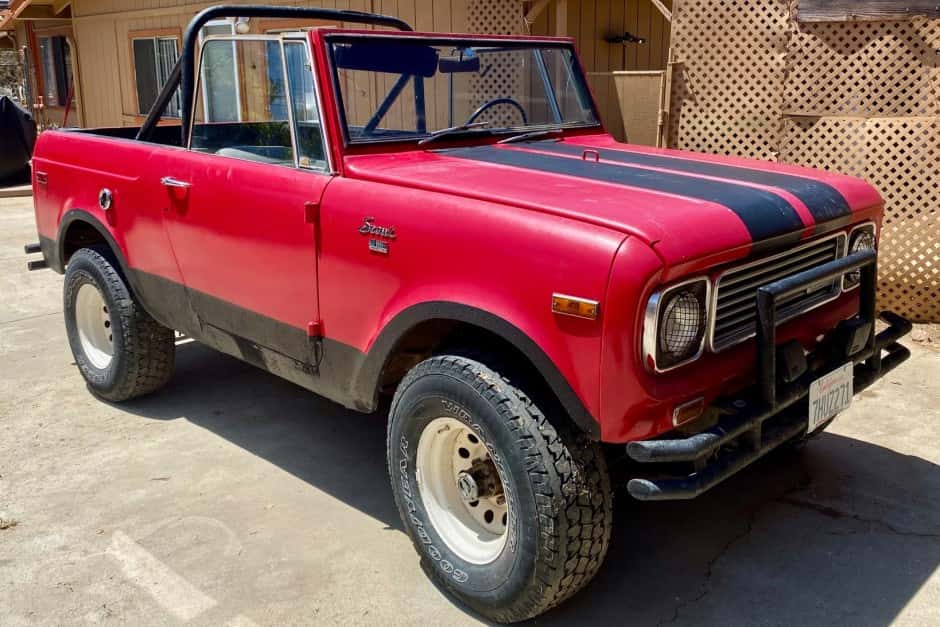 1969 International Harvester Scout sold for $2,806