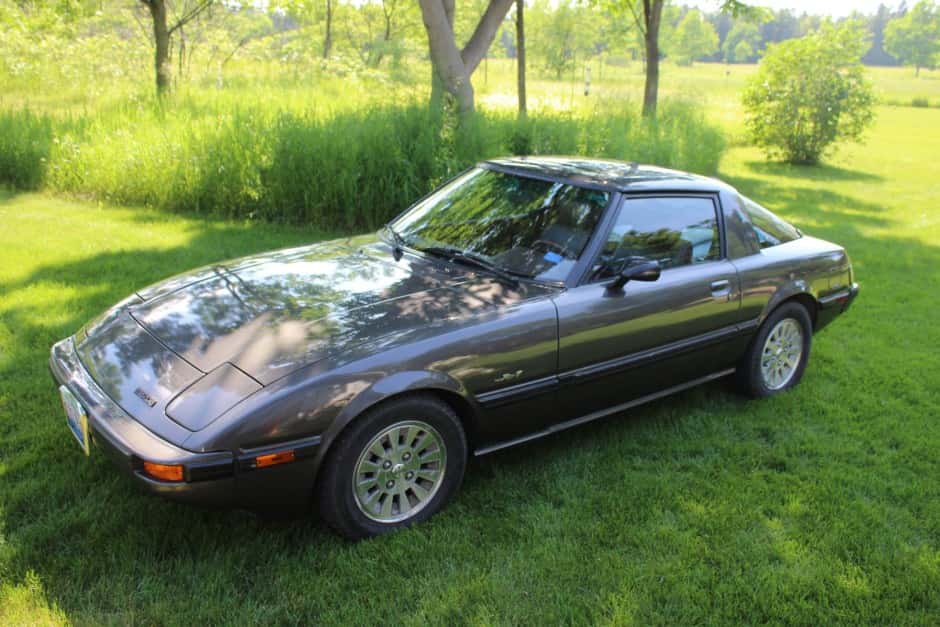 1984 Mazda RX-7 FB sold for $6,500