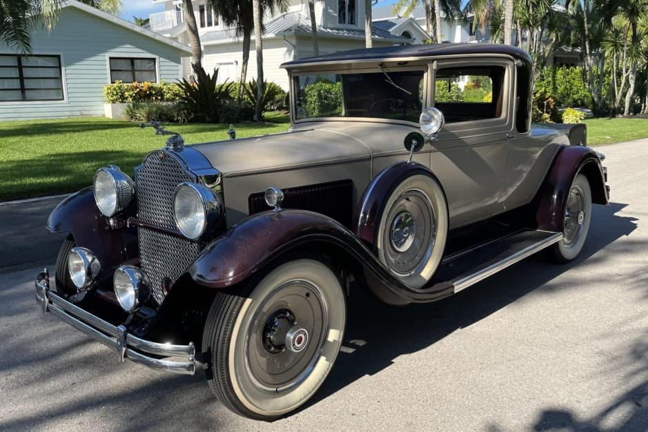 1931 Packard Eight sold for $40,155