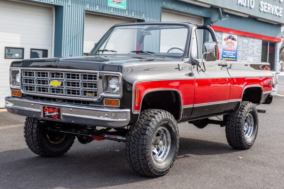 1975 Chevrolet K5 Blazer 1973-1991 sold for $45,000