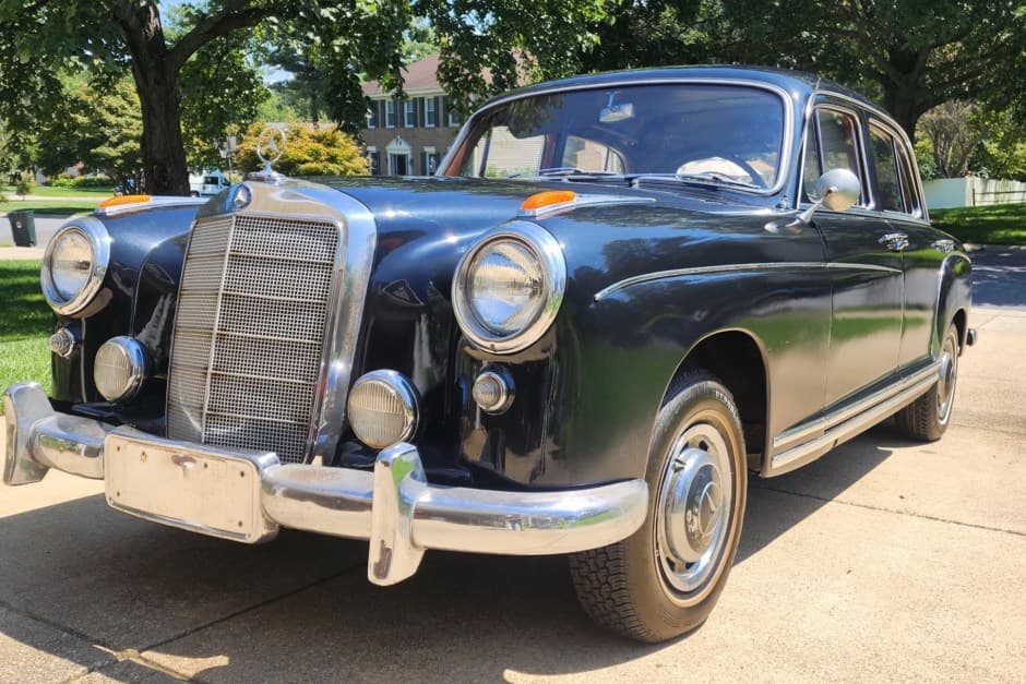 1957 Mercedes-Benz Ponton sold for $8,379