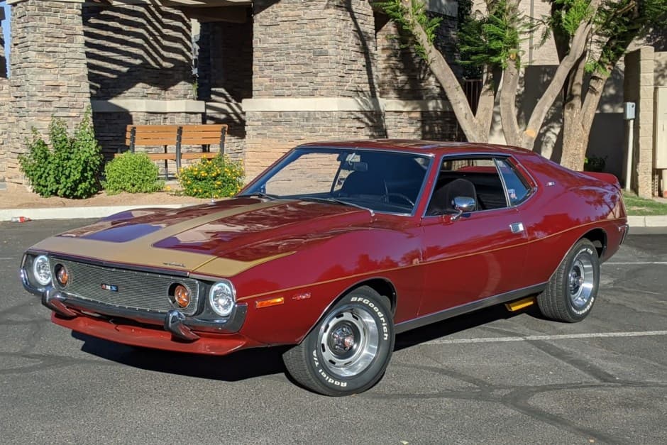 1972 AMC Javelin sold for $25,250