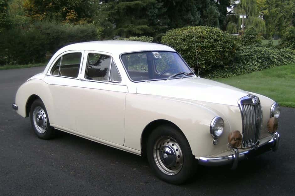 1955 MG Magnette sold for $20,000