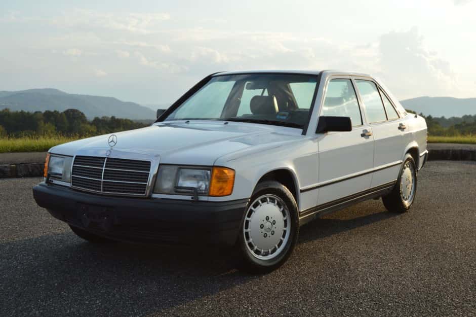 1988 Mercedes-Benz W201 190 sold for $9,500