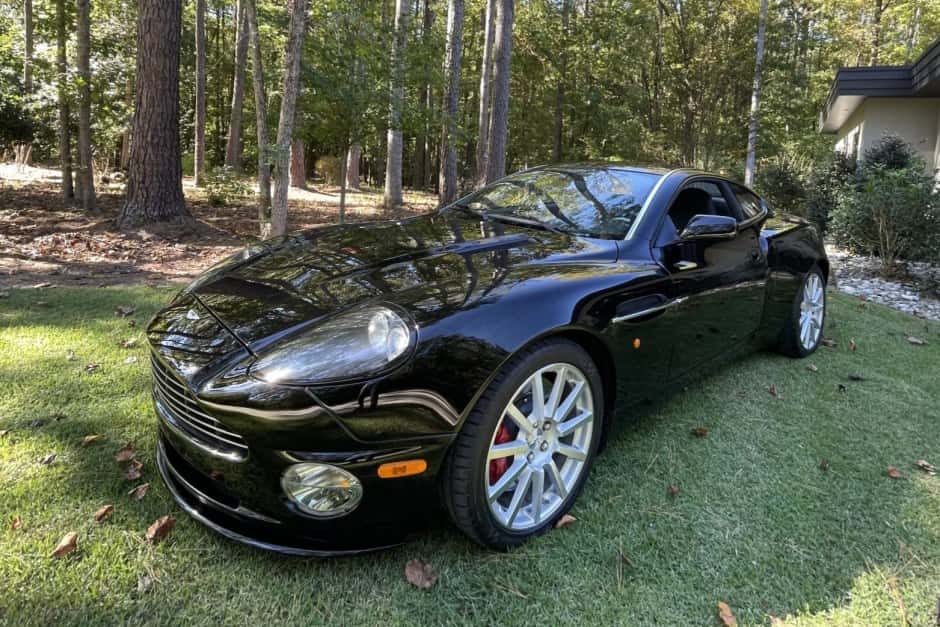 2006 Aston Martin Vanquish sold for $75,500