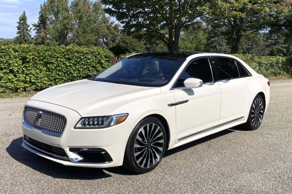 2019 Lincoln Continental (2017-2020) sold for $77,500