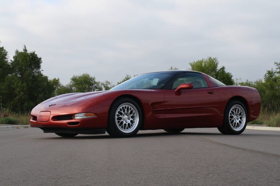 1997 Chevrolet Corvette C5 sold for $13,200