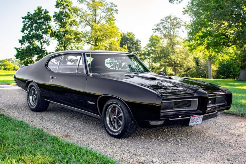 1968 Pontiac GTO sold for $41,250