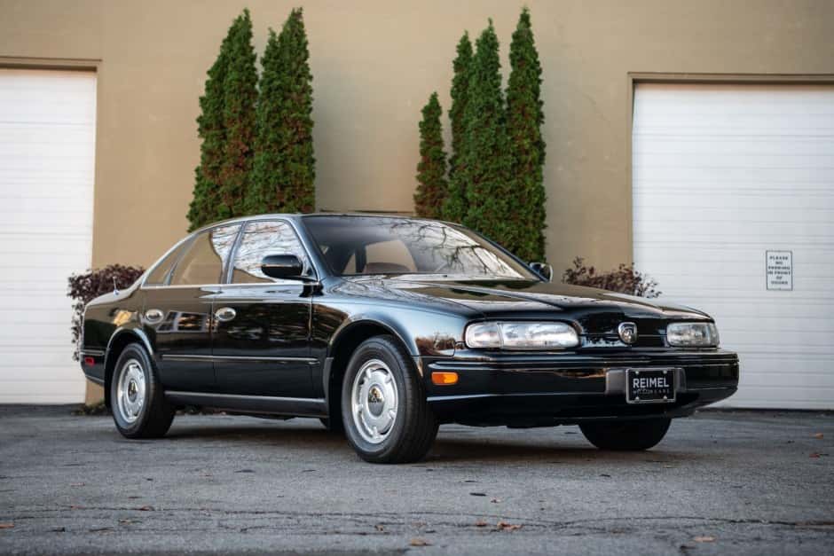 1991 Infiniti sold for $29,860