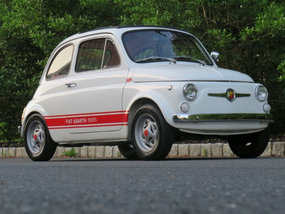 1965 Fiat Nuova 500 (1957-1975) sold for $19,088