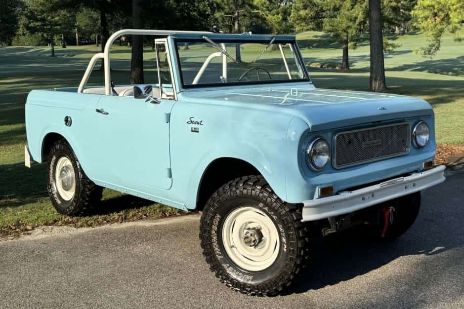 1962 International Harvester Scout sold for $22,750