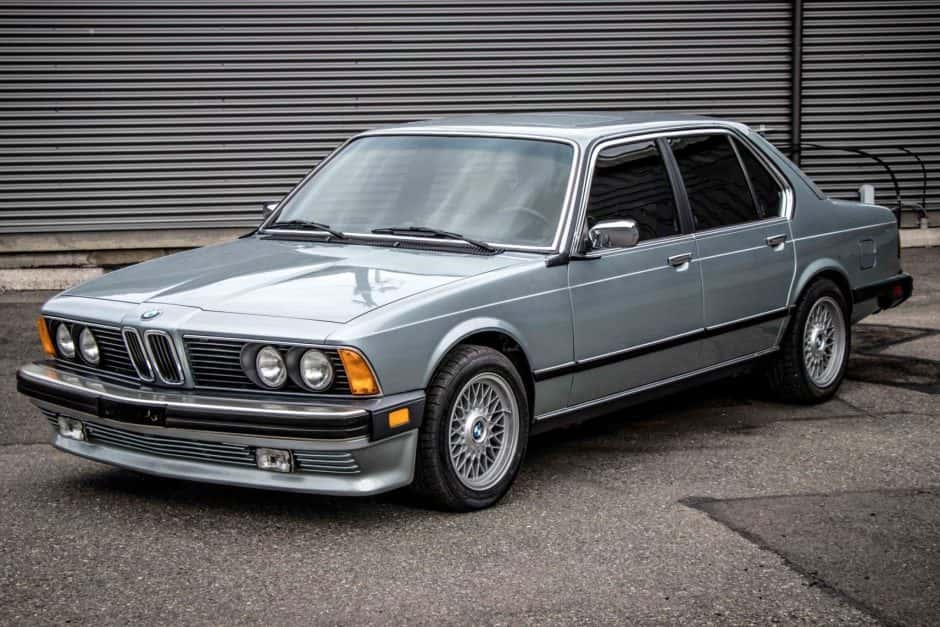 1981 BMW E23 7-Series sold for $8,200