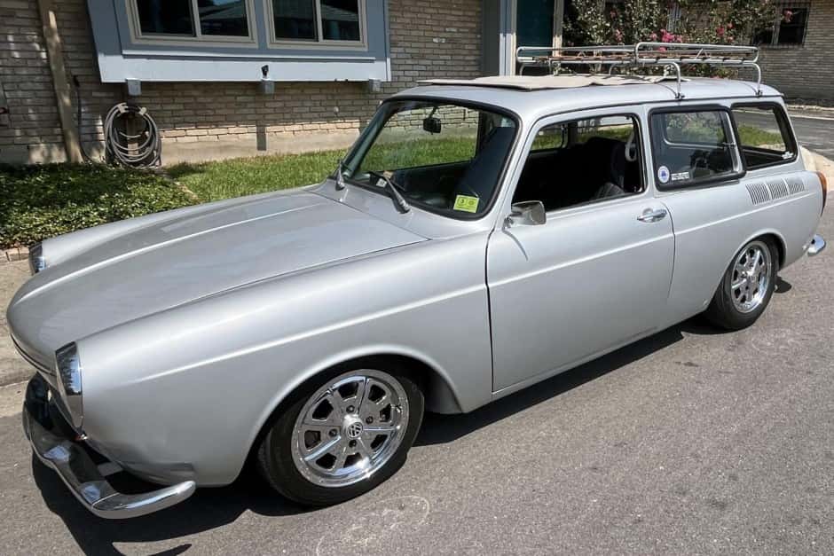 1971 Volkswagen Type 3 sold for $6,254