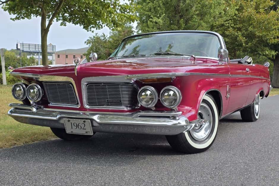 1962 Chrysler Imperial sold for $18,000