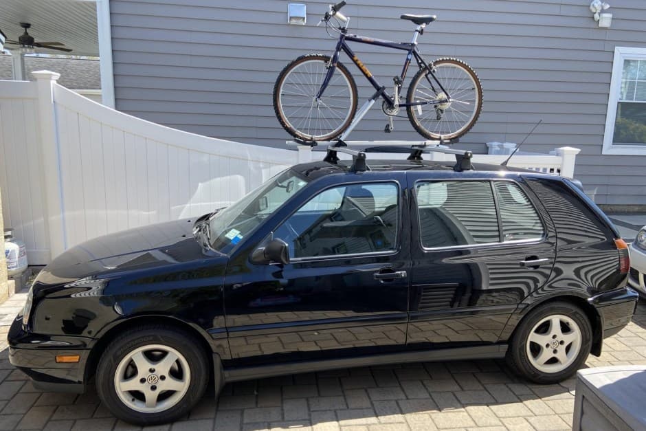 1997 Volkswagen Golf & Rabbit sold for $5,900