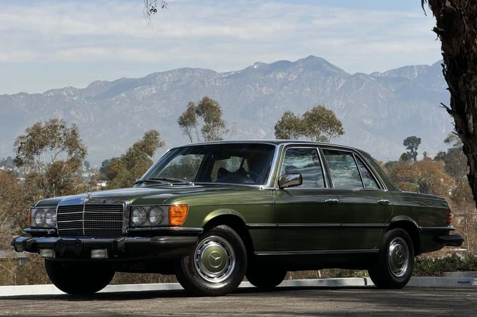 1977 Mercedes-Benz W116 S-Class sold for $18,600