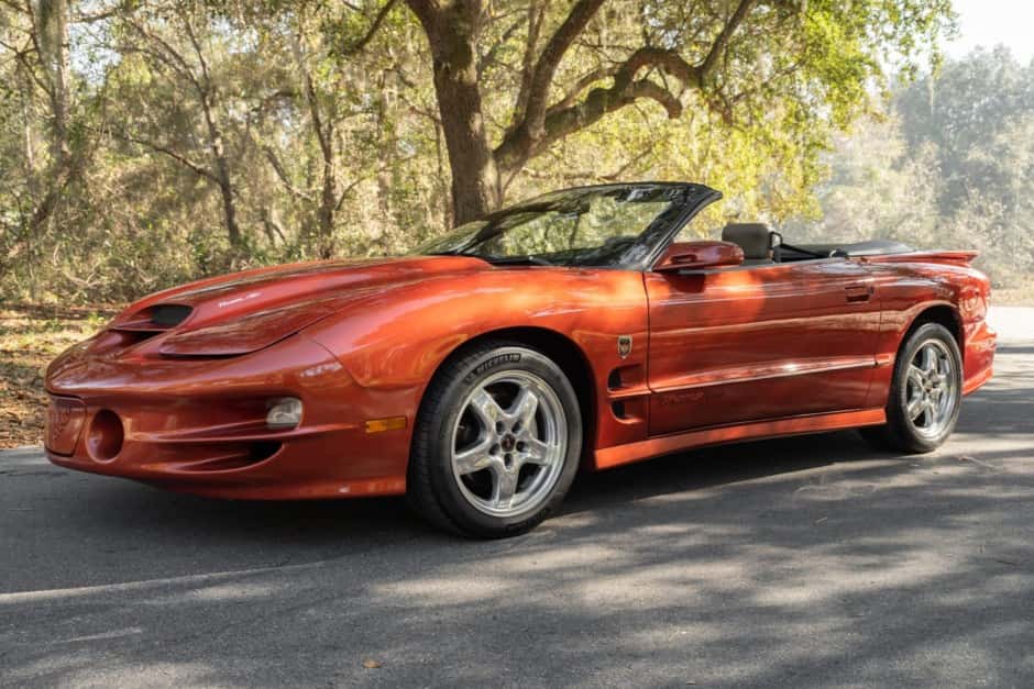 2002 Pontiac Firebird (1993-2002) sold for $41,000